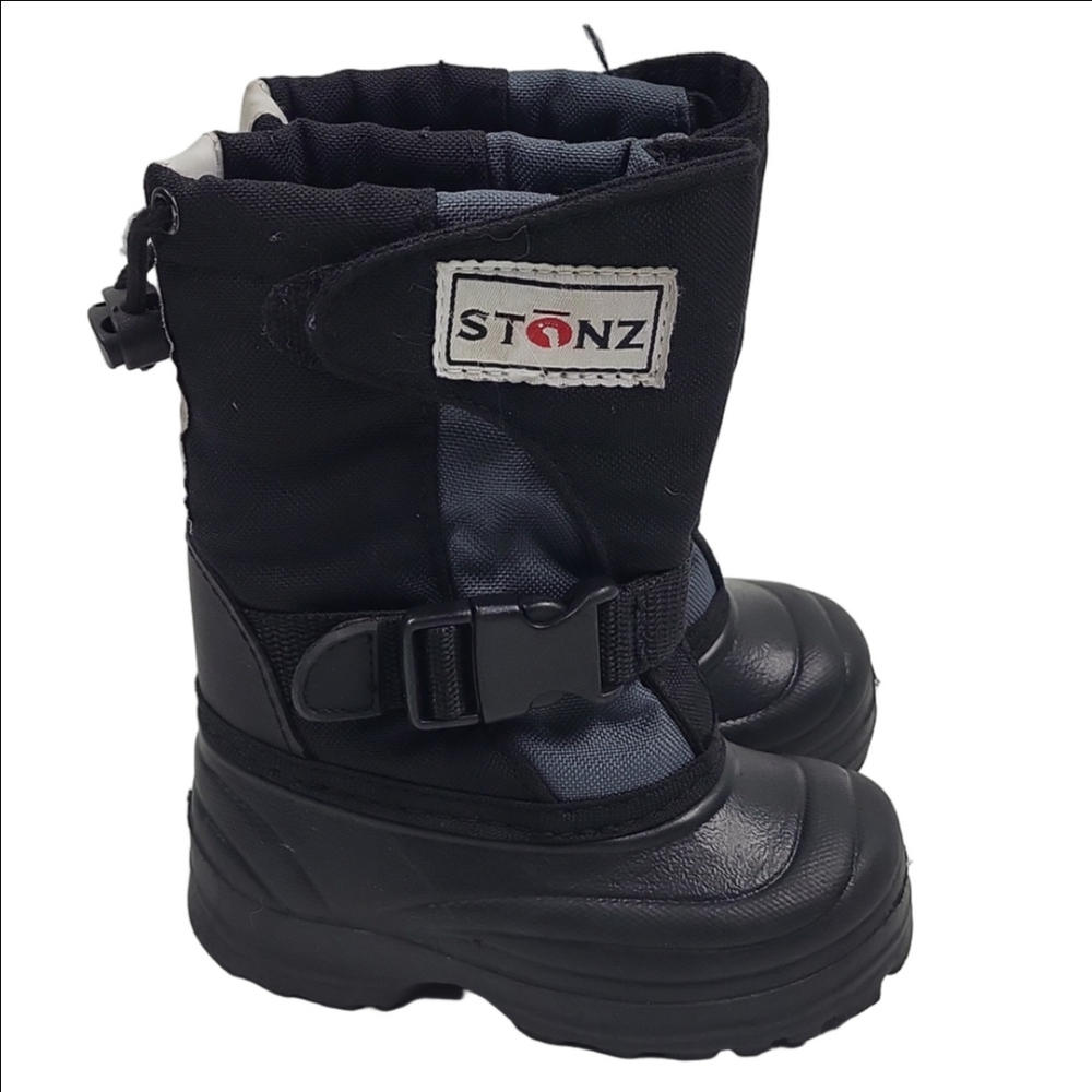 Stonz Winter Kids Boots Size 5 Waterproof & Insulated